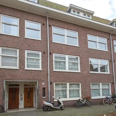 Apartment 50m2 Rembrandt Vondel *
